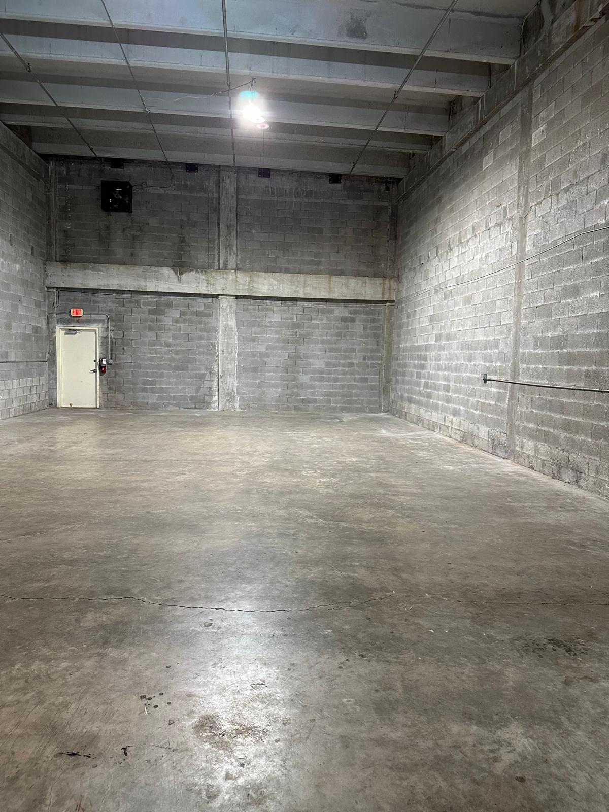 13901 SW 143rd Ct, Miami, FL for lease Interior Photo- Image 1 of 3