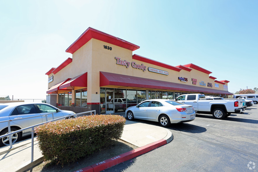 1610-1640 W Foothill Blvd, Upland, CA for lease - Primary Photo - Image 2 of 5