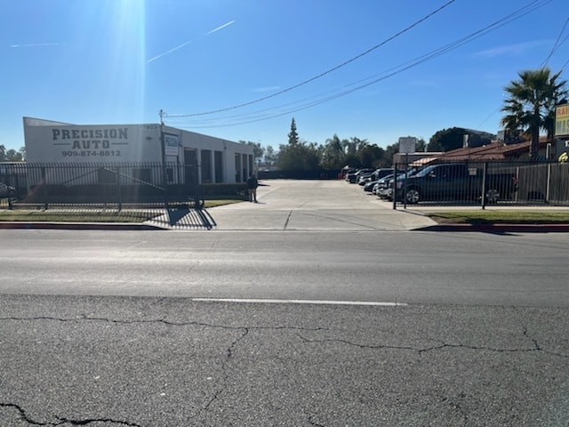 17903 Valley Blvd, Bloomington, CA for lease - Building Photo - Image 2 of 5