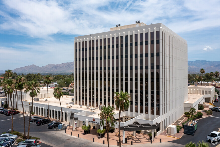 4400 E Broadway Blvd, Tucson, AZ for lease - Building Photo - Image 1 of 22