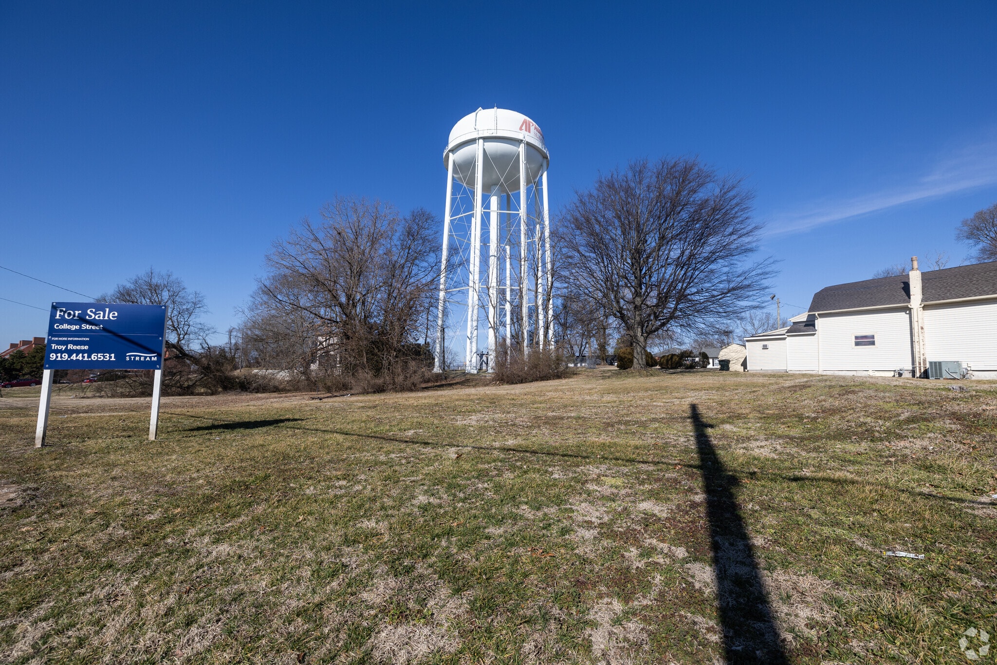 Clarksville Land Portfolio portfolio of 1 properties for sale on LoopNet.ca Primary Photo- Image 1 of 2