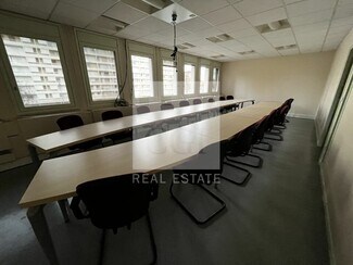 Plus de détails pour 30 Rue De La Baïsse, Villeurbanne - Bureau à louer