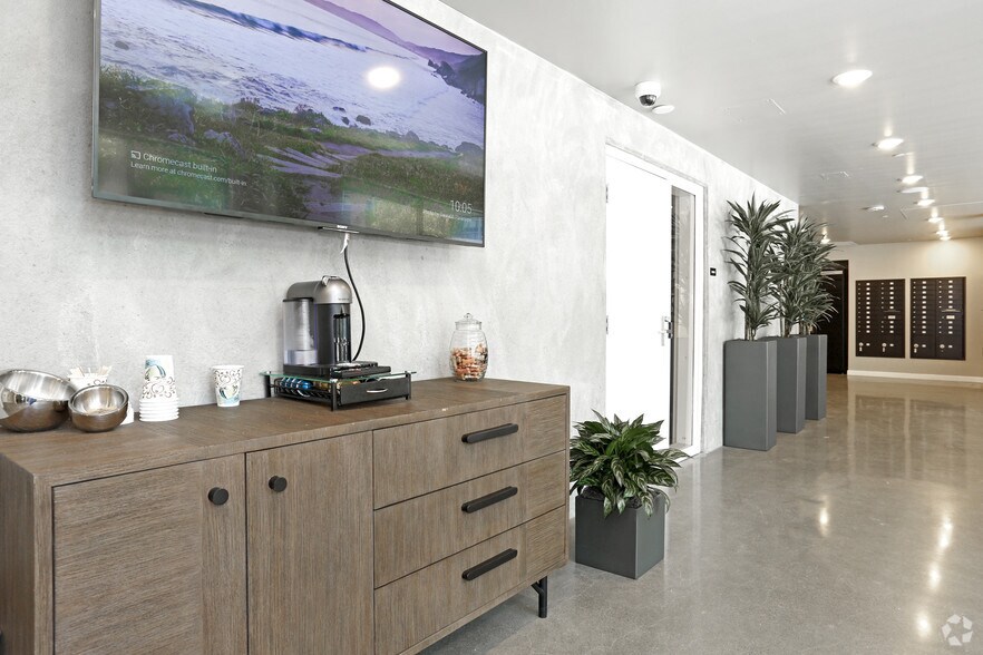 777 Broadway, Oakland, CA à louer - Photo intérieure - Image 3 de 24