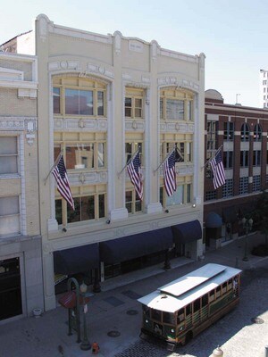 Plus de détails pour 640 S 4th St, Louisville, KY - Bureau à louer