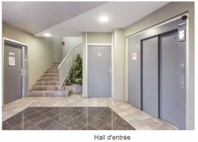 7 Rue Maryse Bastié, Bron for lease - Lobby - Image 3 of 12