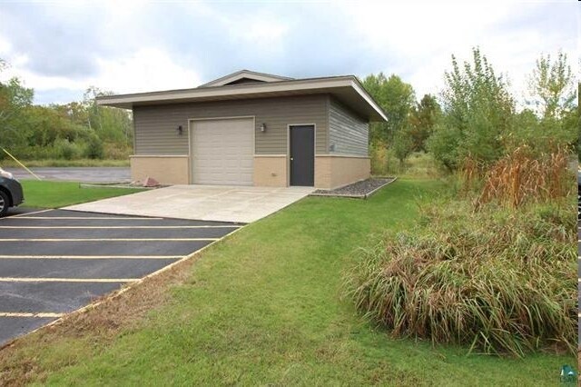 1419 Beaser Ave, Ashland, WI à vendre - Photo du bâtiment - Image 3 de 14