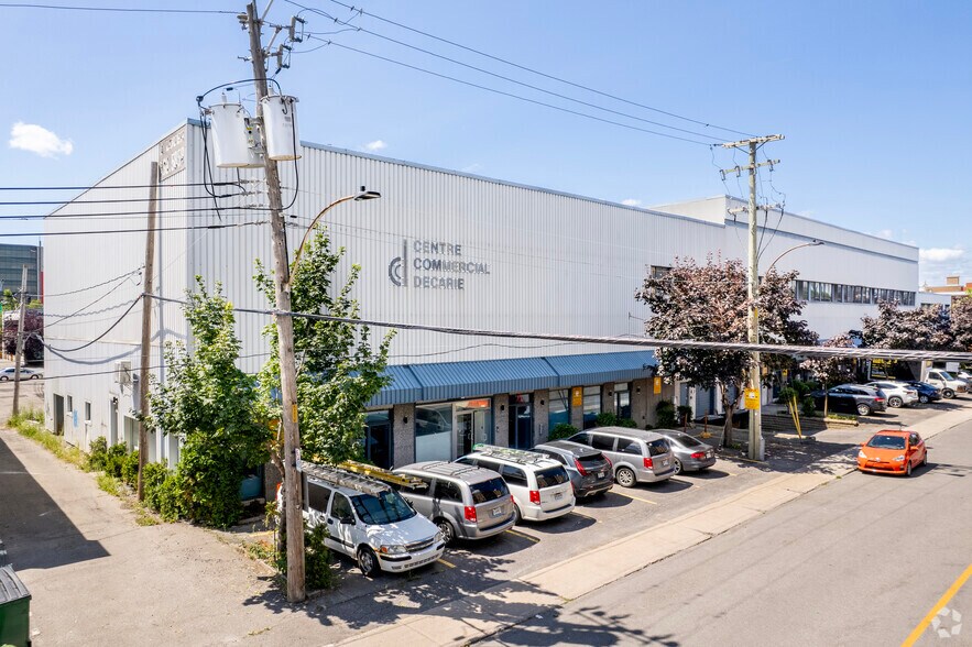 8340-8370 Labarre, Montréal, QC à louer - Photo principale - Image 1 de 2