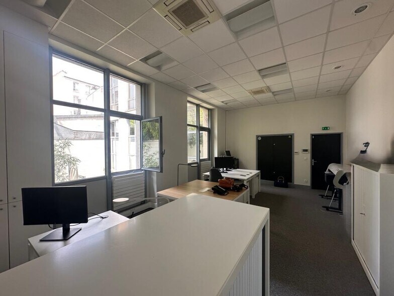 17 Rue Louis Rouquier, Levallois-Perret à louer - Photo intérieure - Image 2 de 2