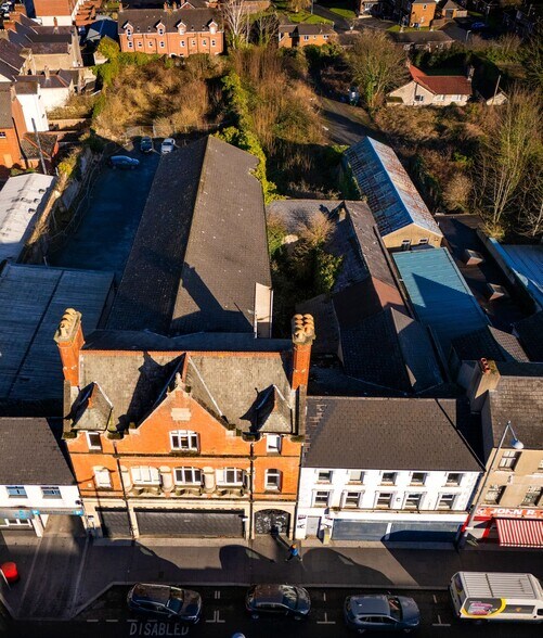 16-18 High St, Craigavon à vendre - Photo du bâtiment - Image 3 de 3