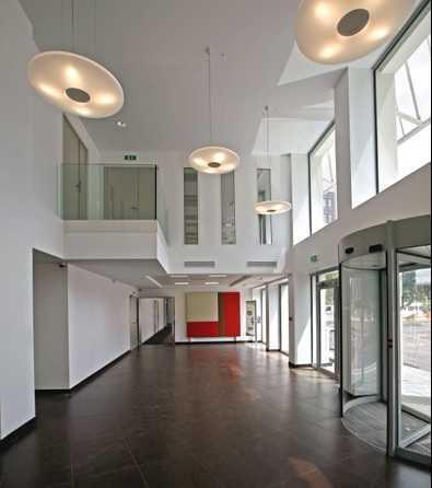 11 Avenue Morane Saulnier, Vélizy-Villacoublay à louer - Photo intérieure - Image 3 de 7