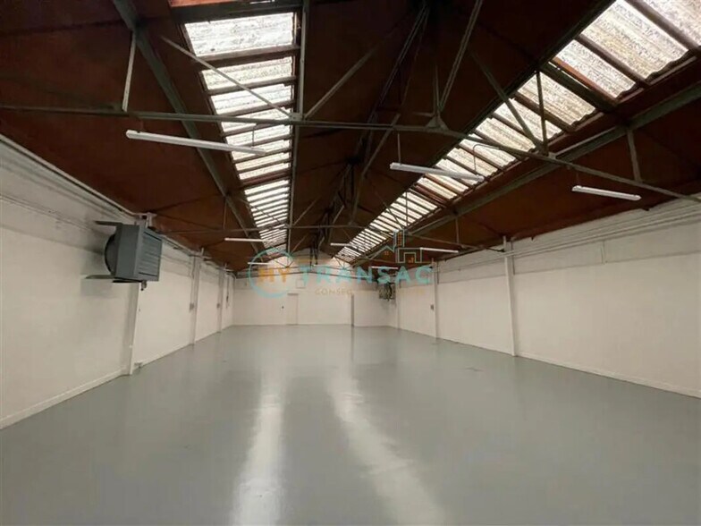 Flex dans Villeneuve-Saint-Georges à louer - Photo intérieure - Image 1 de 12