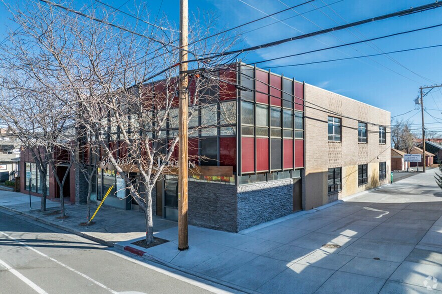 218-222 California Ave, Reno, NV à vendre - Photo du bâtiment - Image 1 de 26