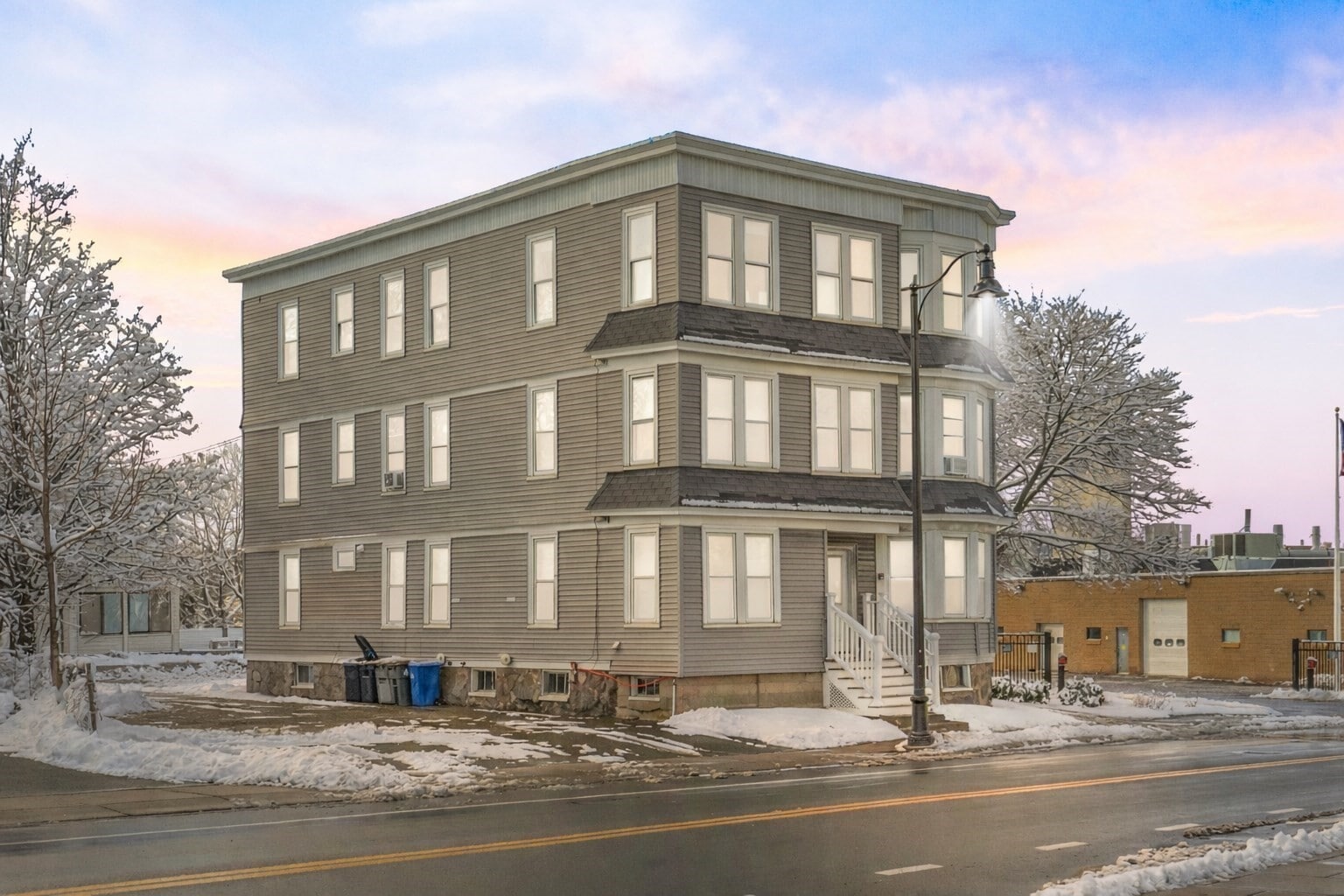 412 Cabot St, Beverly, MA for sale Primary Photo- Image 1 of 40