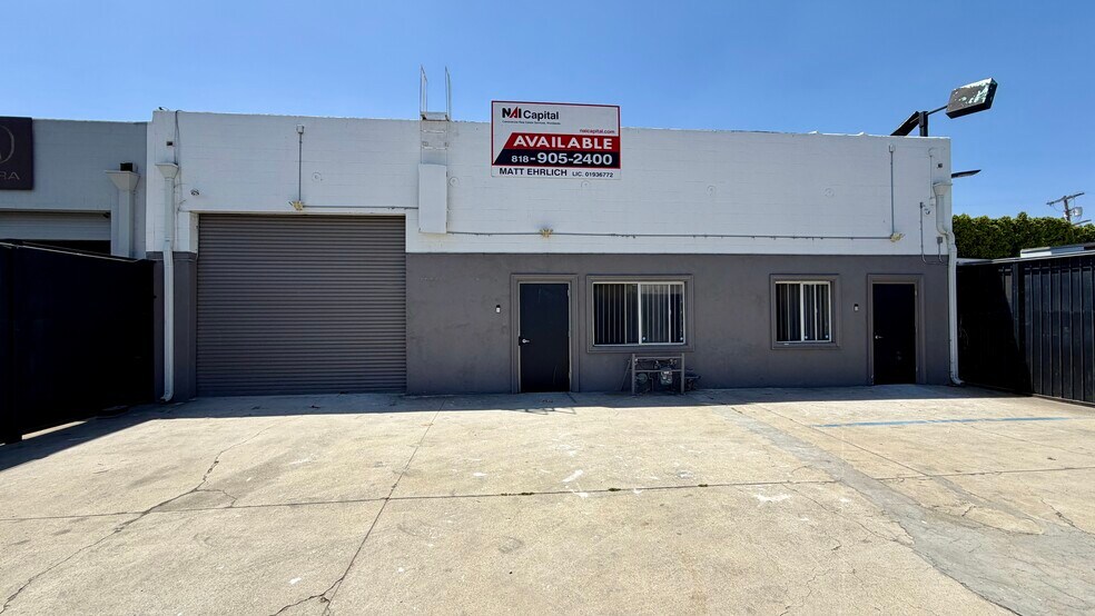 14768 Calvert St, Van Nuys, CA à vendre - Photo du bâtiment - Image 1 de 17