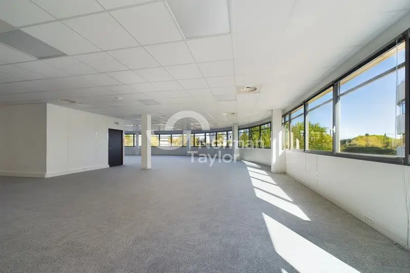 Office in Montpellier for lease - Interior Photo - Image 3 of 11