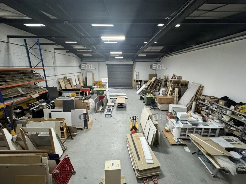 Flex in Saint-Germain-lès-Arpajon for lease - Building Photo - Image 1 of 6