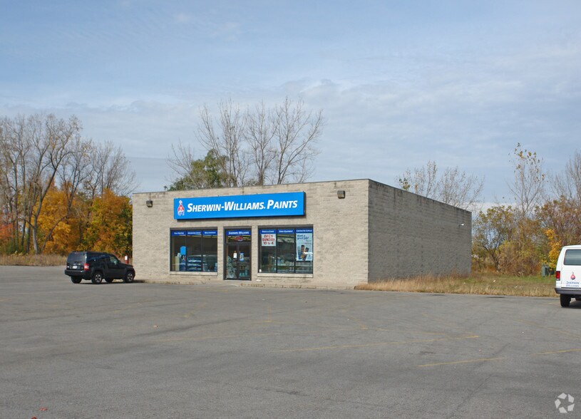 599 W Union St, Newark, NY à vendre - Photo du bâtiment - Image 2 de 7