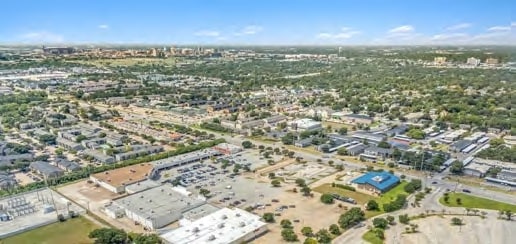 Post Oak Square - Offers Due portfolio of 2 properties for sale on LoopNet.ca - Aerial - Image 2 of 6