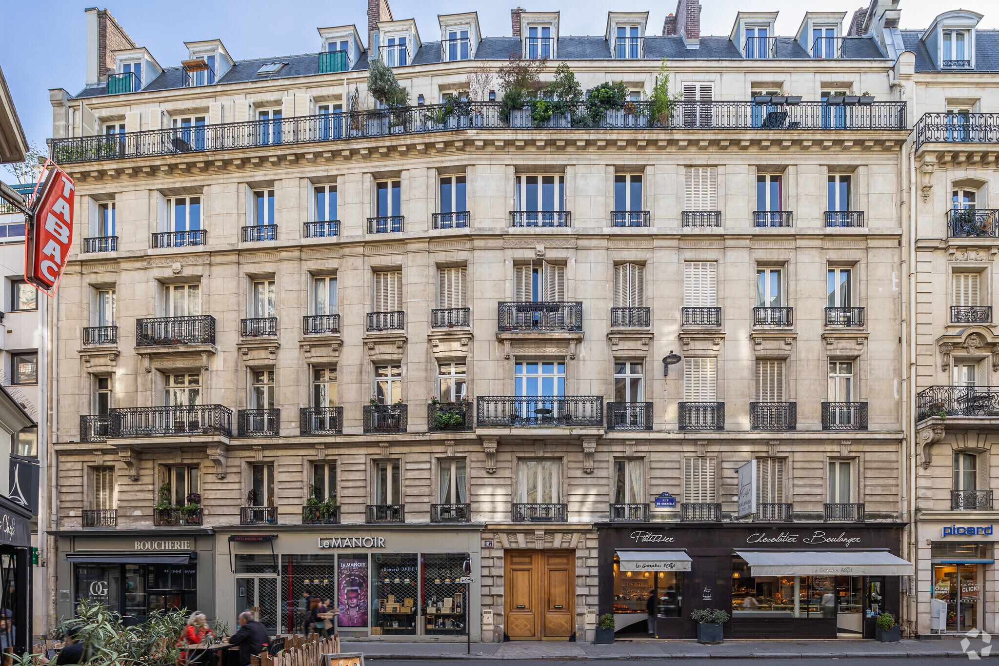 187 Rue De Grenelle, Paris for lease Building Photo- Image 1 of 8