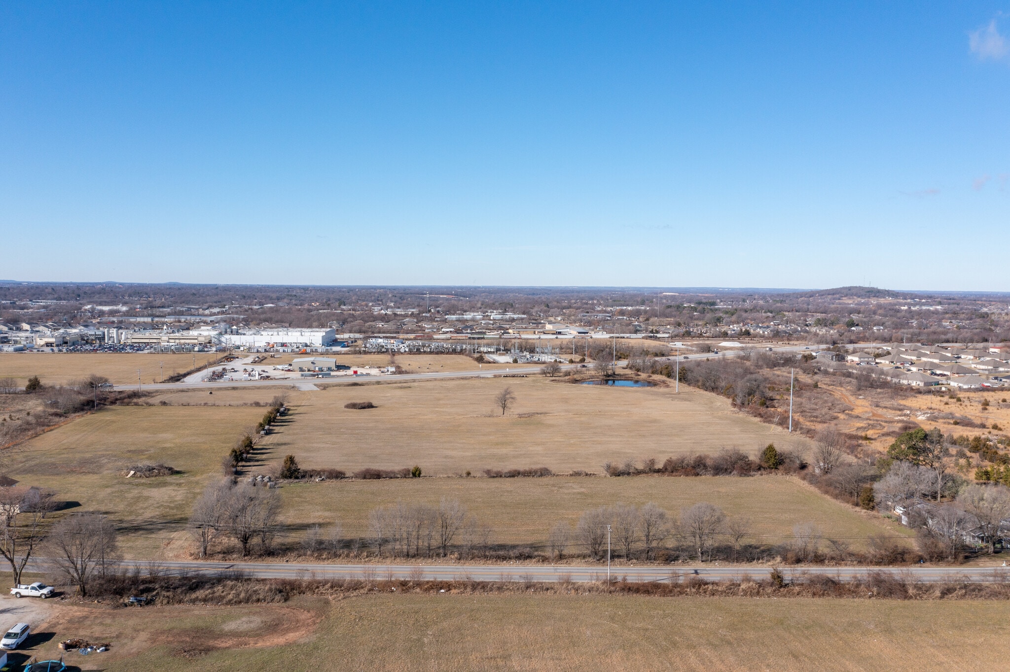 2728 Old Wire Rd, Springdale, AR for sale Primary Photo- Image 1 of 3