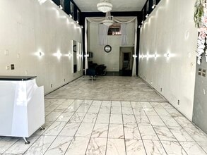 443-453 E Colorado Blvd, Pasadena, CA for lease Interior Photo- Image 2 of 4