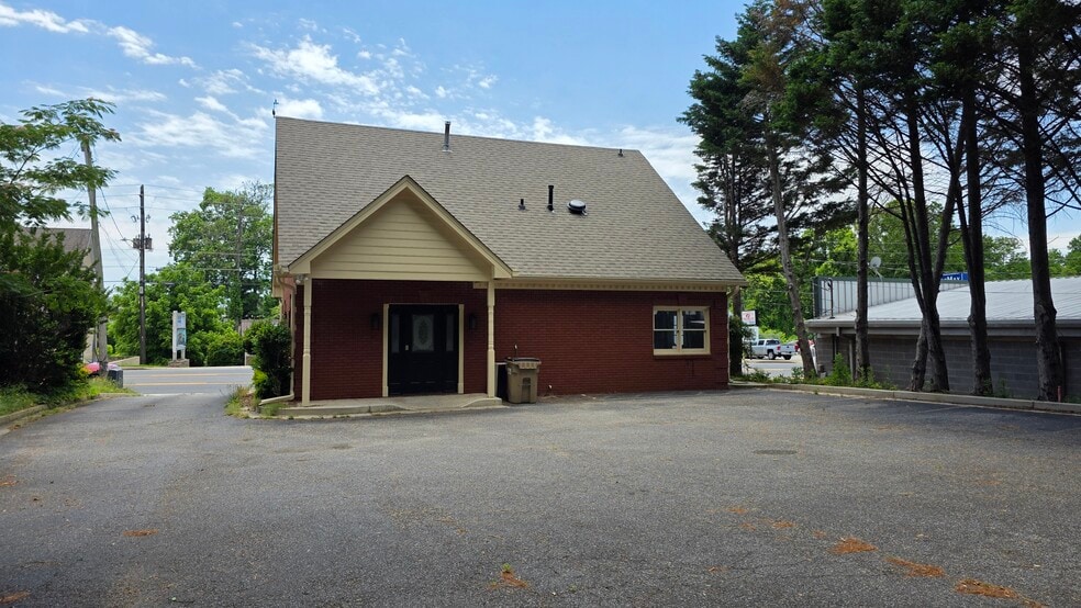 236 Atlanta Rd, Cumming, GA for lease - Building Photo - Image 3 of 19