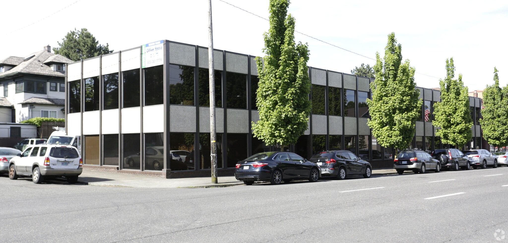 2154-2158 NE Broadway St, Portland, OR for lease Primary Photo- Image 1 of 8