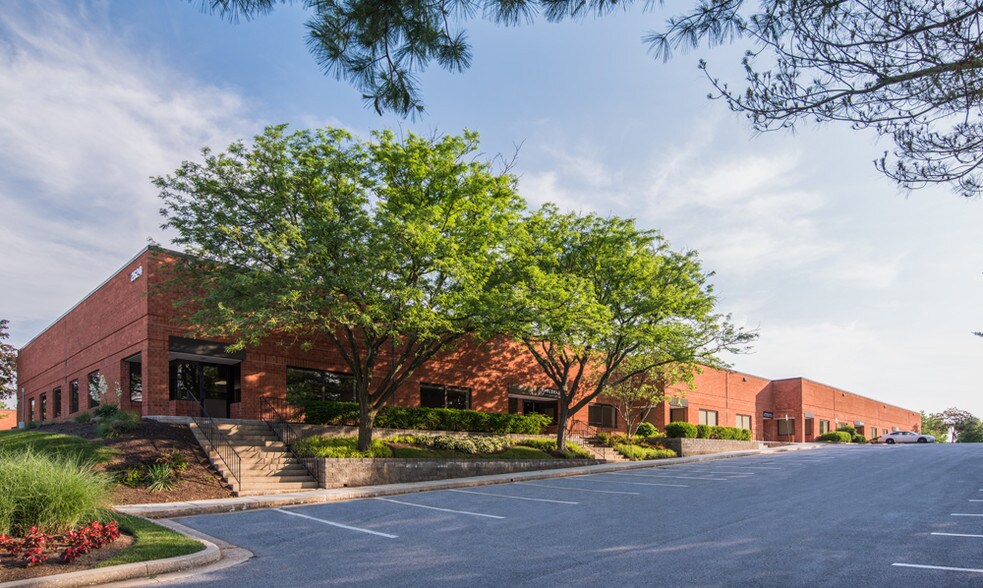 2624 Lord Baltimore Dr, Windsor Mill, MD for lease - Building Photo - Image 2 of 8