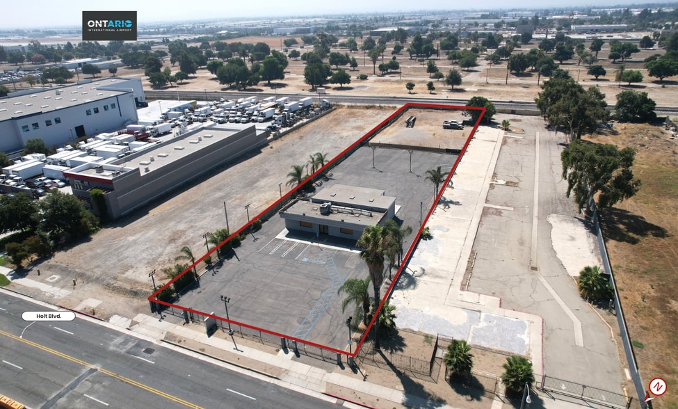 958 E Holt Blvd, Ontario, CA for sale - Building Photo - Image 2 of 4