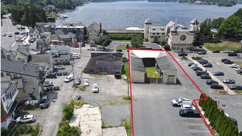 9 W Shore Trl, Sparta, NJ for lease - Building Photo - Image 3 of 4