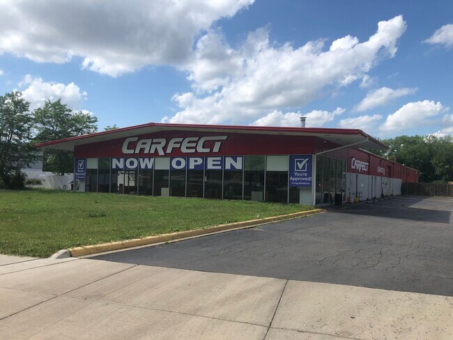 More details for 1542 E New York St, Aurora, IL - Retail for Lease