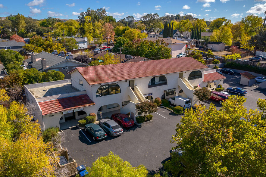 7635 El Camino Real, Atascadero, CA for lease - Building Photo - Image 3 of 5