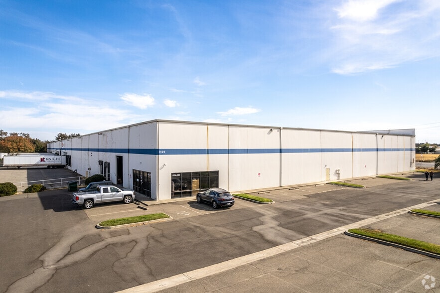1429 E Beamer St, Woodland, CA for lease - Primary Photo - Image 1 of 3