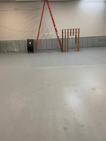 1917 Hydro Dr, Austin, TX à vendre - Photo intérieure - Image 2 de 18