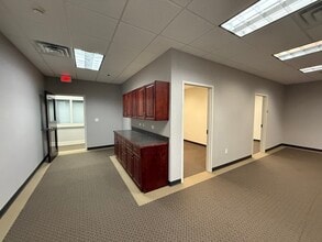 3400 Walsh Pky, Fayetteville, NC for lease Interior Photo- Image 2 of 14