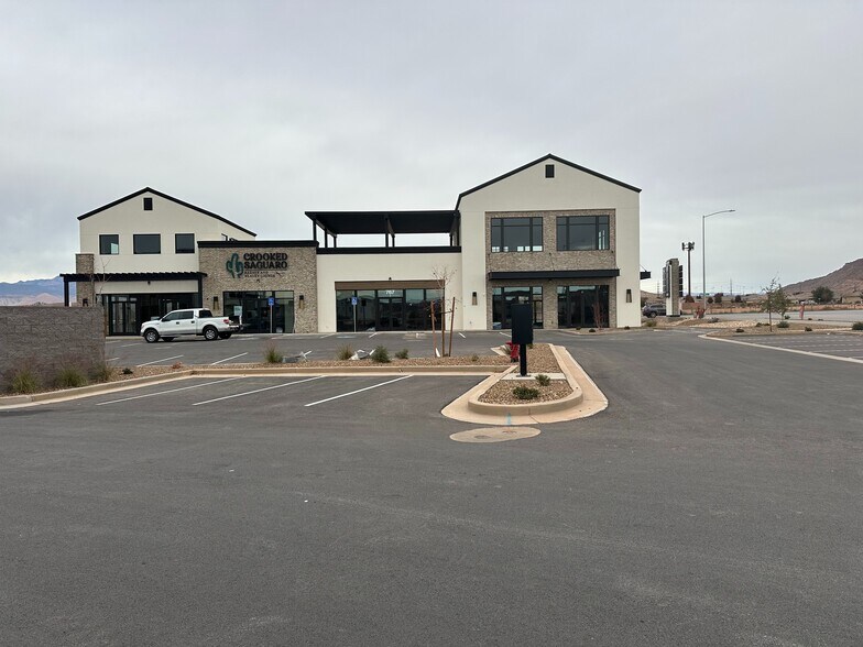 767 E Hayfield Dr, Washington, UT à louer - Photo du bâtiment - Image 2 de 4