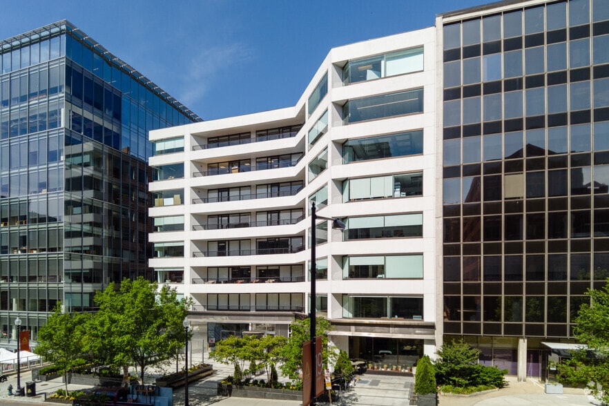 1220 19th St NW, Washington, DC à louer - Photo du bâtiment - Image 3 de 11