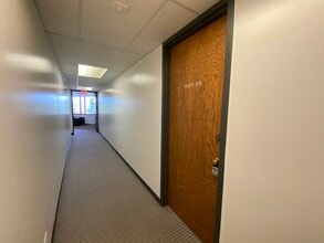 10730 E Bethany Dr, Aurora, CO for lease Interior Photo- Image 2 of 13