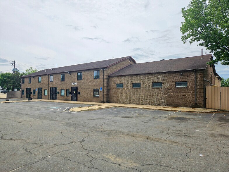 6301 Foxley Rd, Upper Marlboro, MD à vendre - Photo du bâtiment - Image 2 de 20