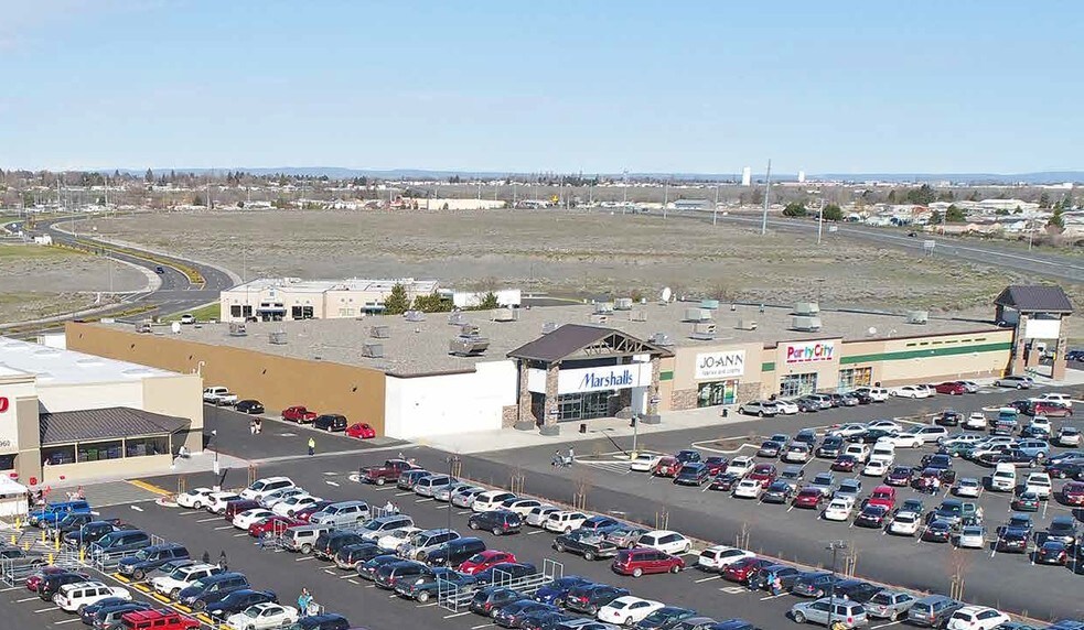 1020 N Stratford Rd, Moses Lake, WA à louer - Photo du bâtiment - Image 3 de 8