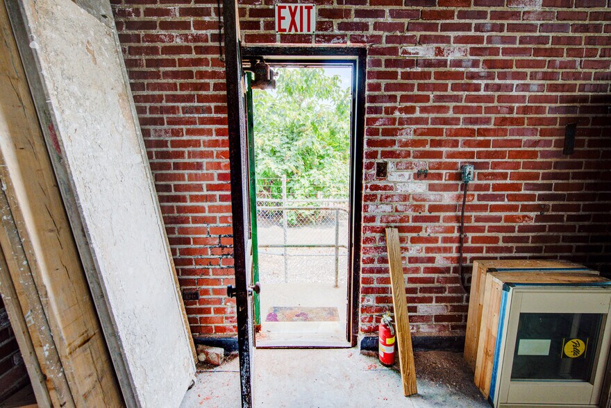 1835 W Oxford St, Philadelphia, PA for sale - Building Photo - Image 2 of 7