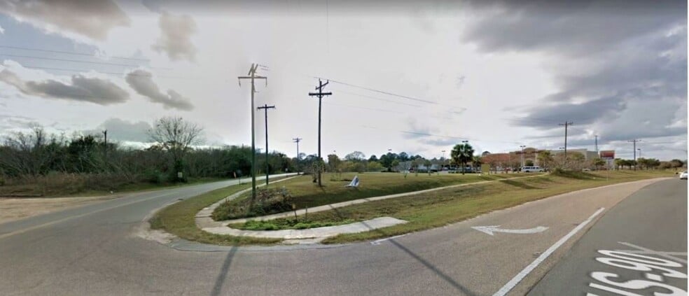 18680 Blue Star Hwy, Quincy, FL à vendre - Photo du bâtiment - Image 3 de 5