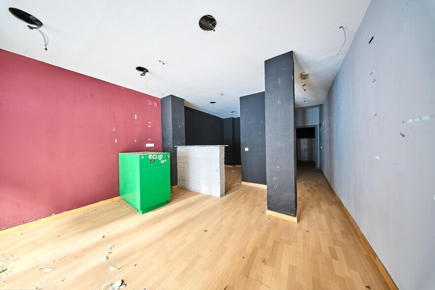 Calle Sol, 25-25, Granada, Granada for sale - Interior Photo - Image 2 of 10