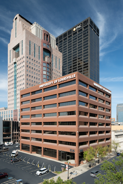 515 W Market St, Louisville, KY for lease - Building Photo - Image 1 of 21