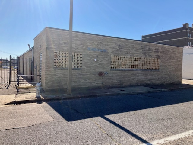 301 Jefferson Ave, Memphis, TN for sale - Building Photo - Image 1 of 1