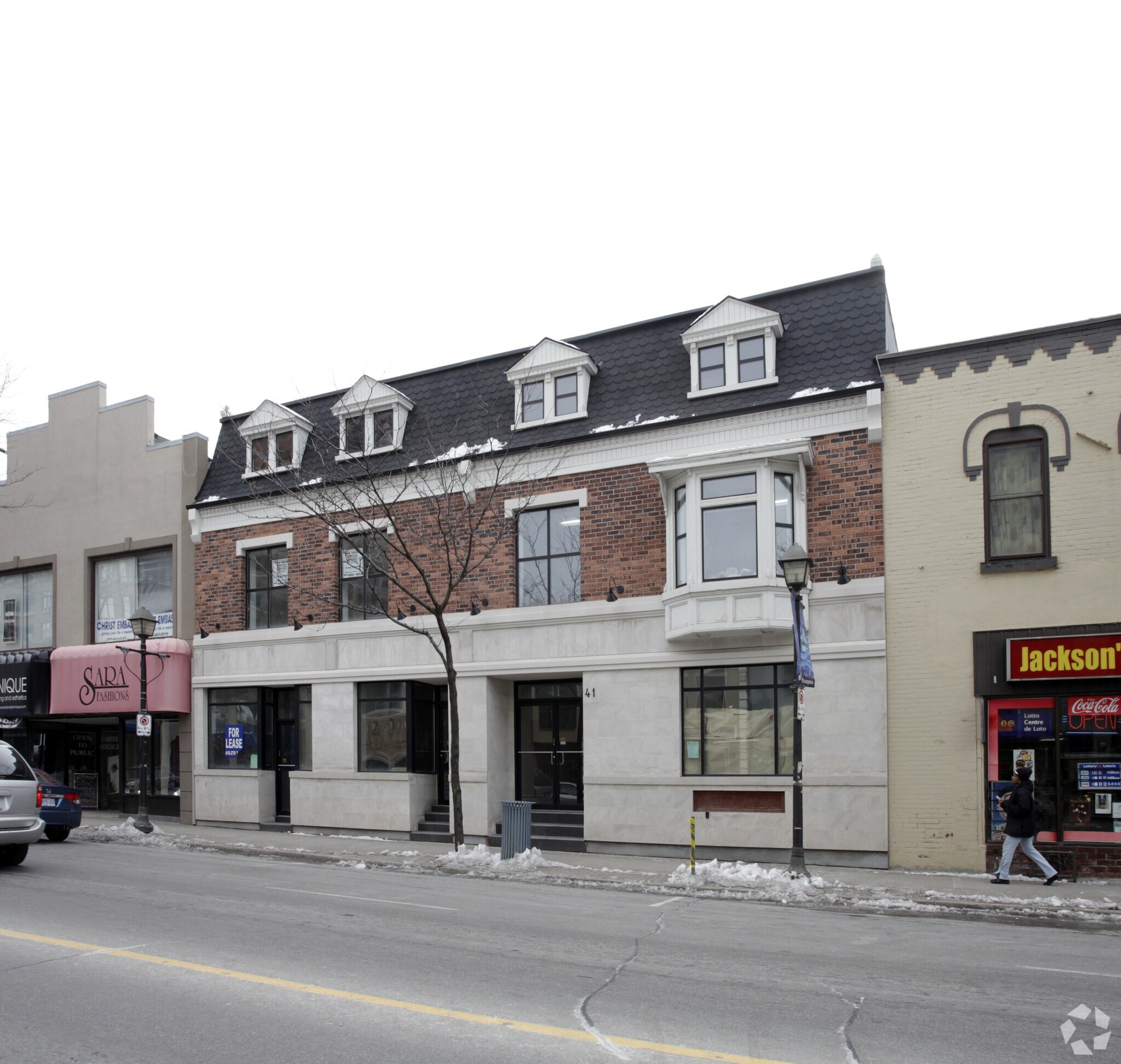 41-45 Queen St E, Brampton, ON for lease Primary Photo- Image 1 of 4