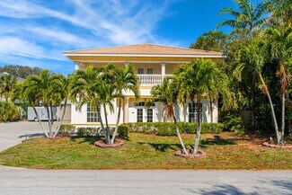 Plus de détails pour 334 Fourth Ave, Indialantic, FL - Bureau à vendre