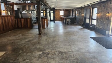 125 Main St SE, Minneapolis, MN for lease Interior Photo- Image 2 of 11