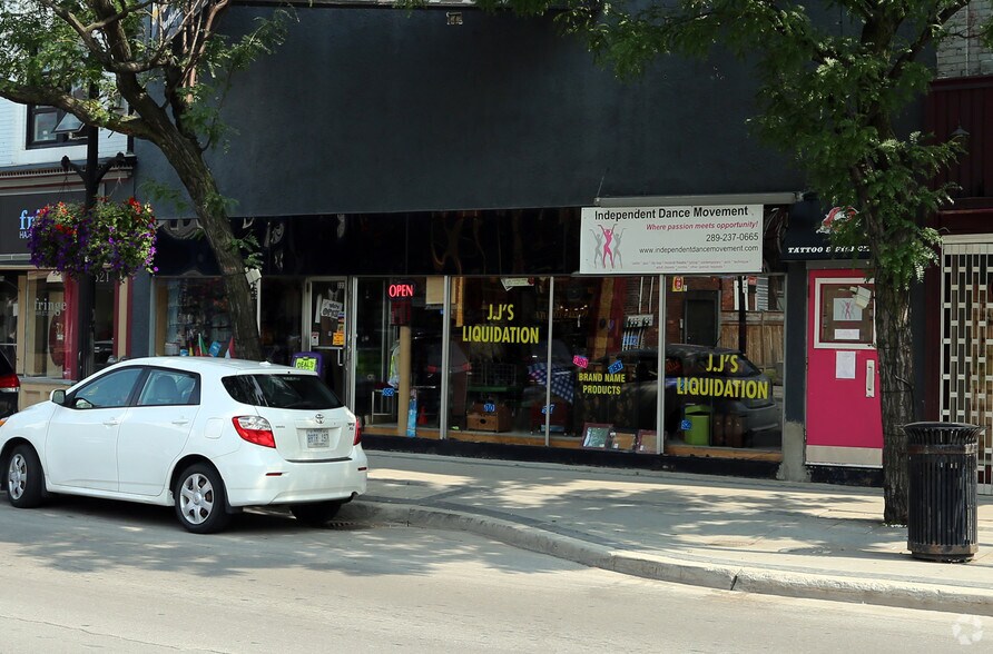 323-327 King St E, Hamilton, ON à louer - Photo du bâtiment - Image 3 de 5