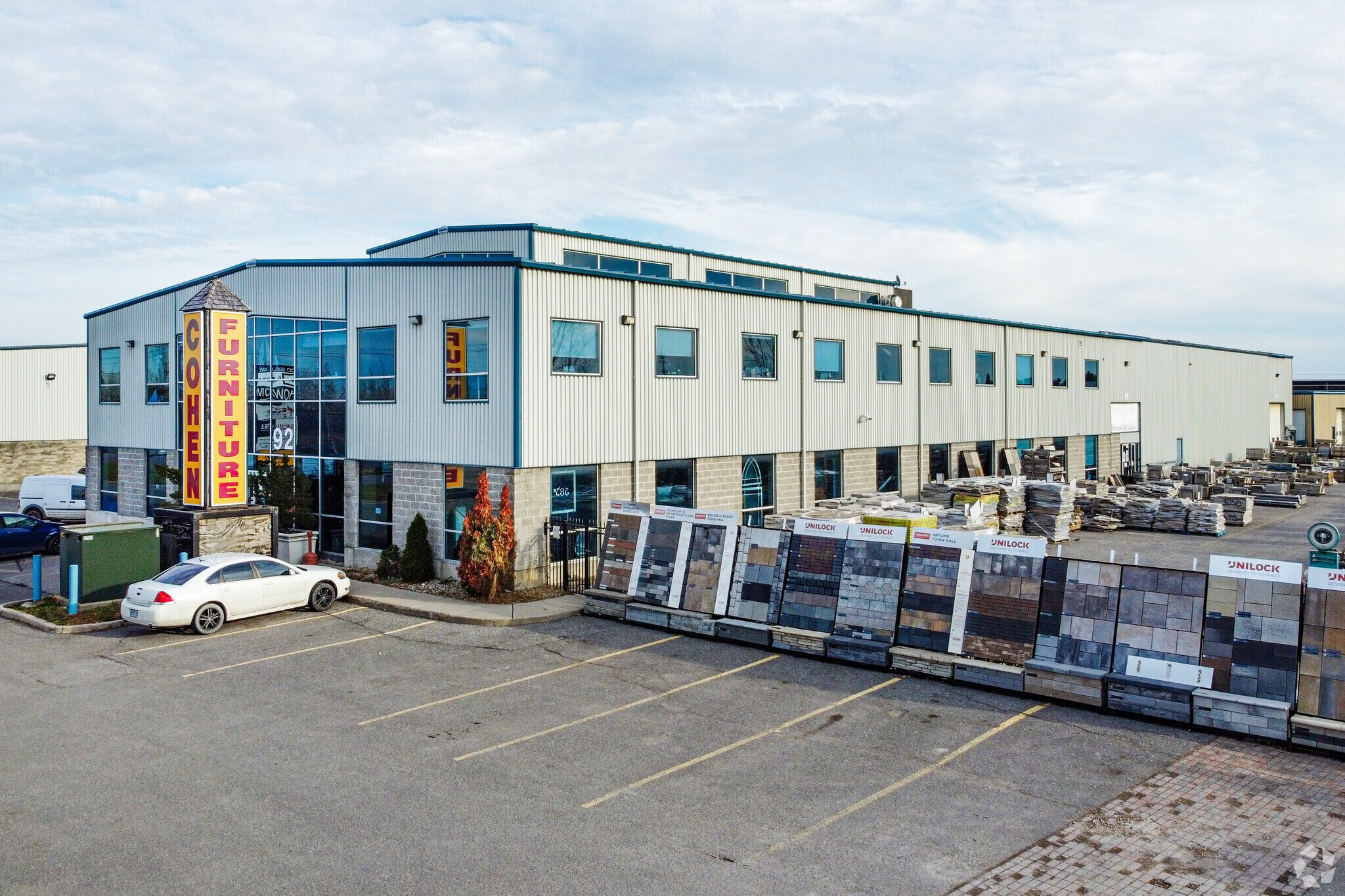 92 Bentley Ave, Nepean, ON à vendre Photo principale- Image 1 de 1